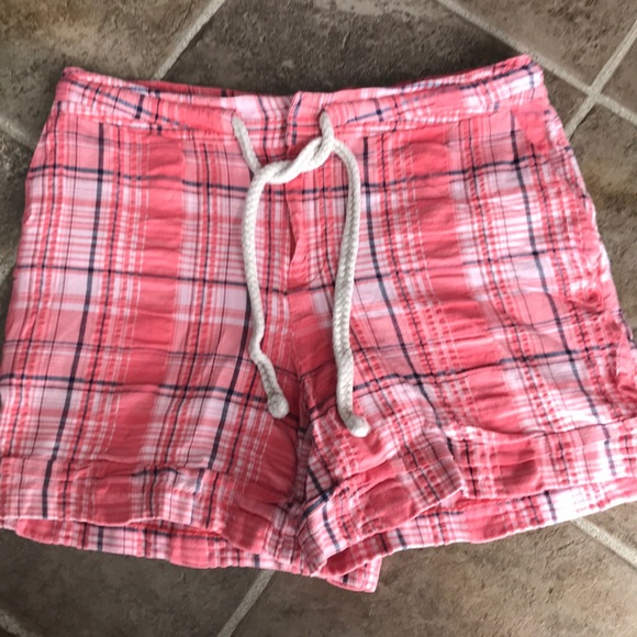 Nautica Pants - Nautica shorts size 6. Great for the beach!